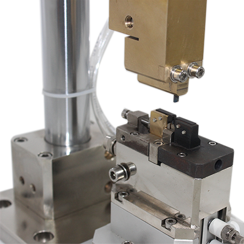 JYH-32 氣動(dòng)加壓式壓方機(jī)頭