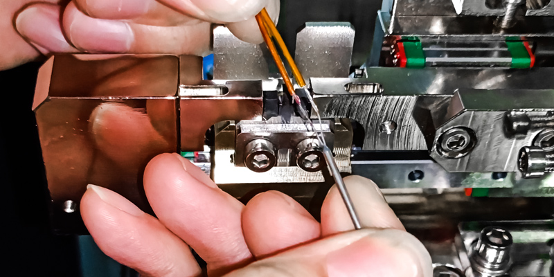 電加熱管導線與高溫線焊接